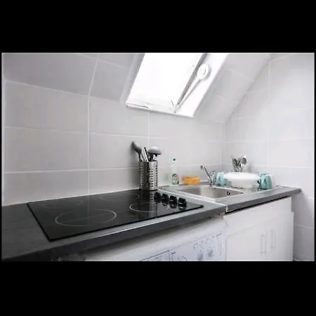 Cosy Village Apartment Bonneuil-en-France